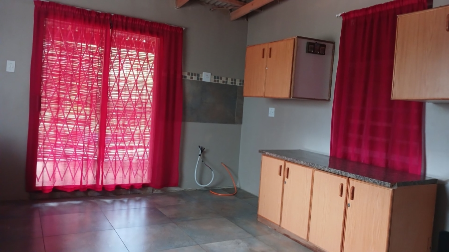  Bedroom Property for Sale in Vredenhof Sh Free State